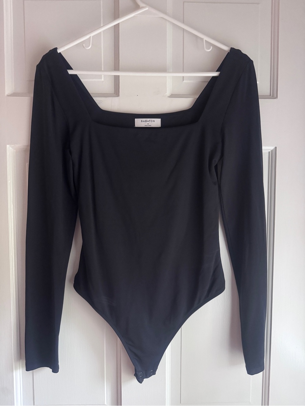 Babaton by Aritzia Black Square Neck Long Sleeve Contour Bodysuit Size Medium